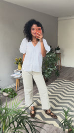 Abrir y reproducir video en la galería Blusa blanca algodón PURIFICACIÓN GRACÍA (Retail $4,380)
