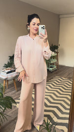 Abrir y reproducir video en la galería Pantalon Poliéster Curuba pastel BCBG MAXAZRIA
