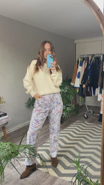 Abrir y reproducir video en la galería Pantalón Algodón Gris/Flores GLORIA VANDERBILD
